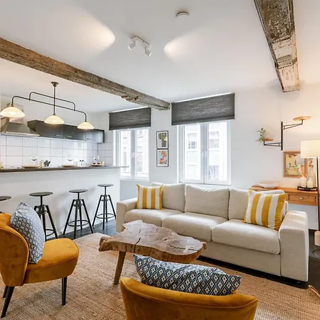 Apartamento Right In The Center Your Getaway